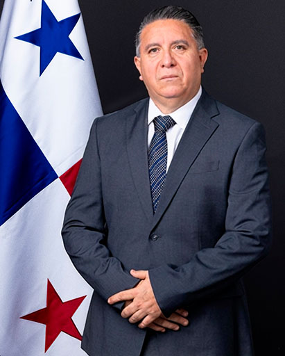 Administrador Geneal de la Autoridad de Aseo Urbano y Domiciliario - Olvil Moreno Marín