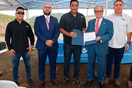 Entrega de proceder para la construcción de una tina de vertido en el Relleno Sanitario d