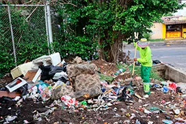 Limpieza en El Mirador de Torrijos Carter, corregimiento Belisario Frías