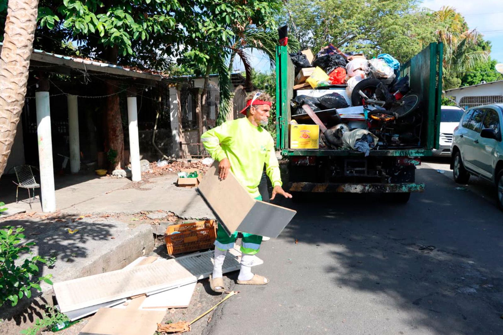Operativo integral elimina puntos críticos de basura en Concepción La Vieja