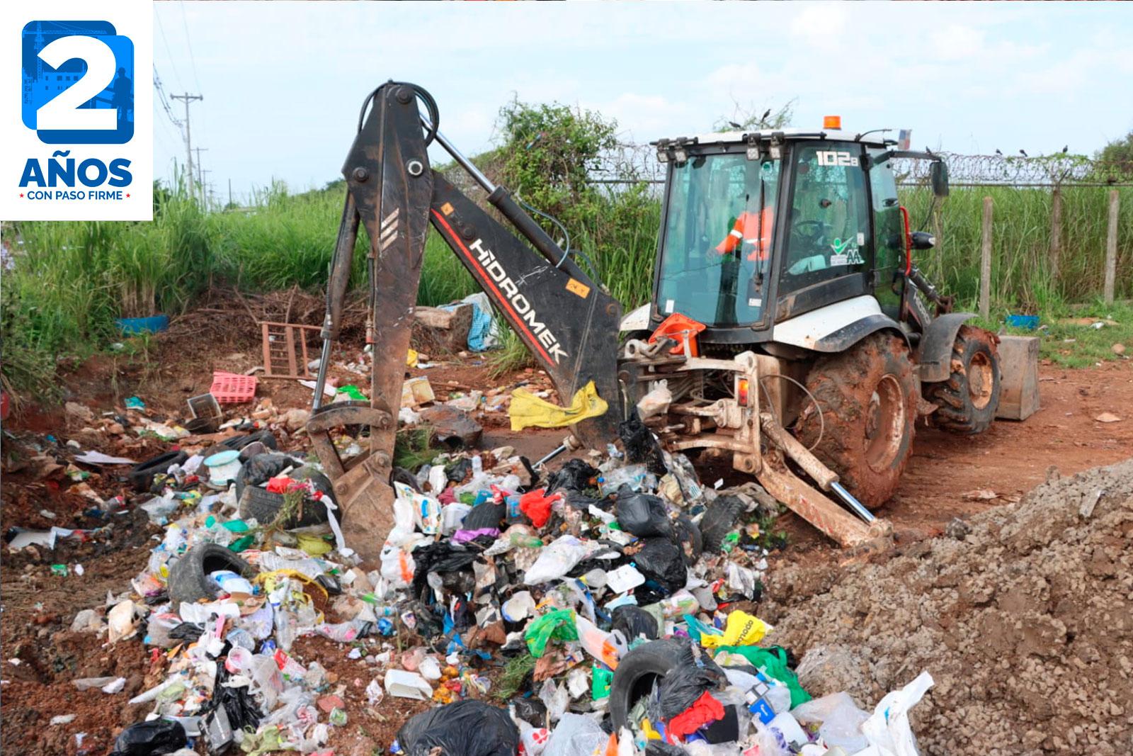 Recolección de desechos en la Siesta de Tocumen