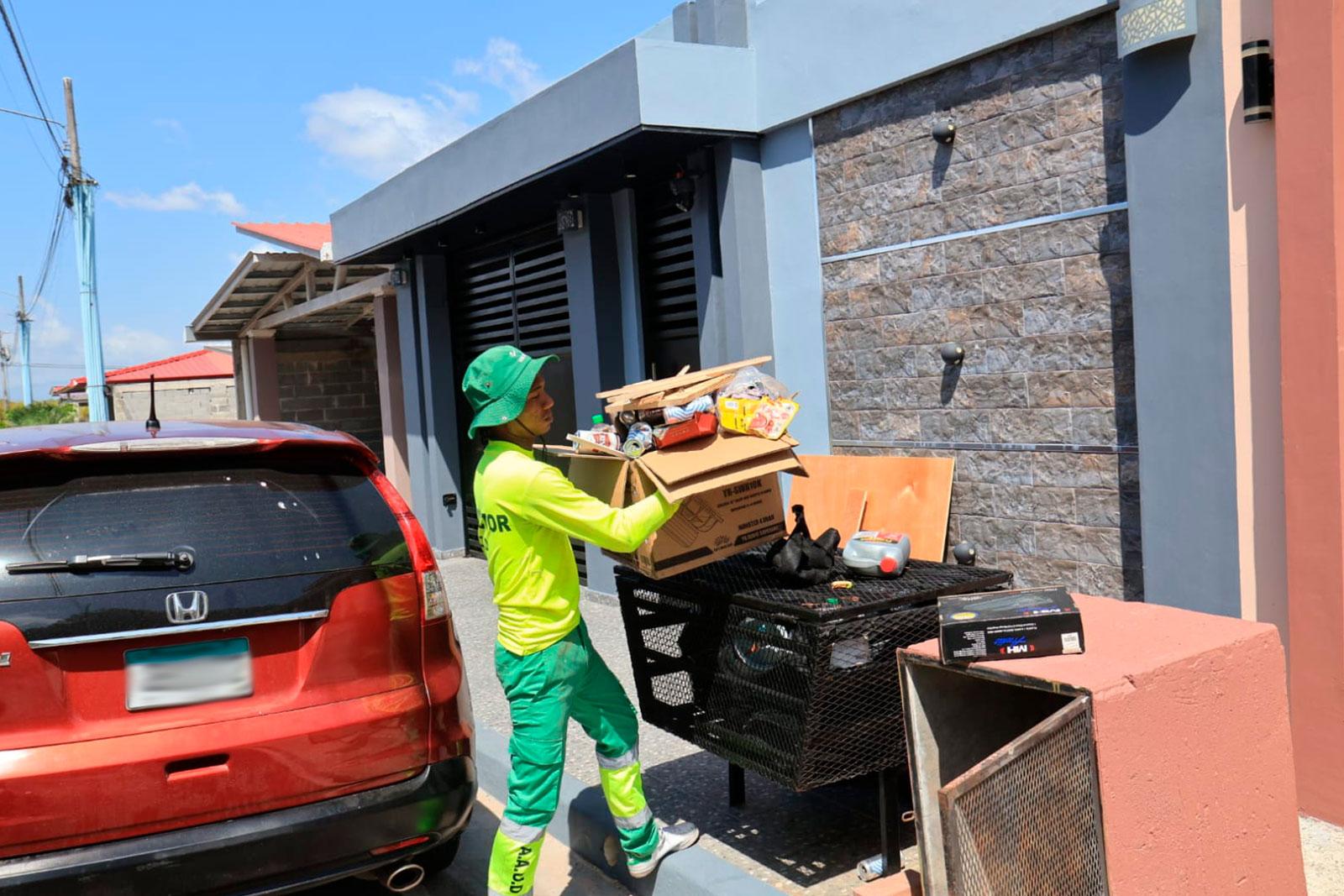 Recolección de desechos en Colinas de Pacora, corregimiento de Pacora.