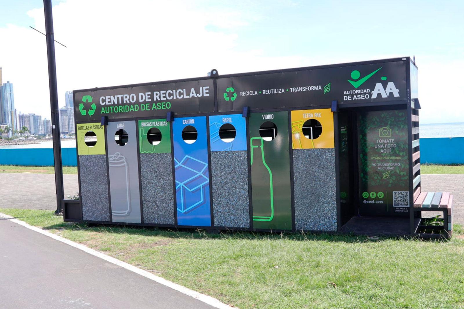 Estación de Reciclaje de Cinta Costera